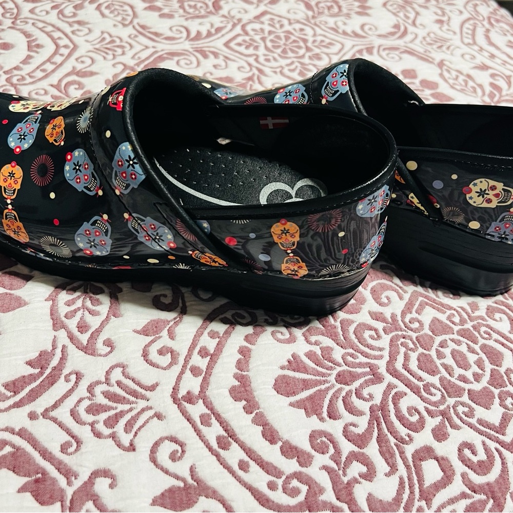 Sanita Clogs